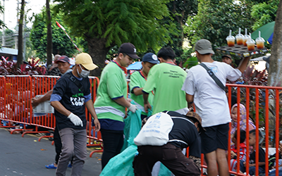 Bersih-bersih di JFC, Edukasi Pentingnya Kebersihan