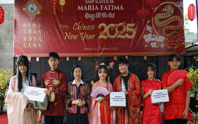 PERAYAAN IMLEK SMP KATOLIK MARIA FATIMA JEMBER
